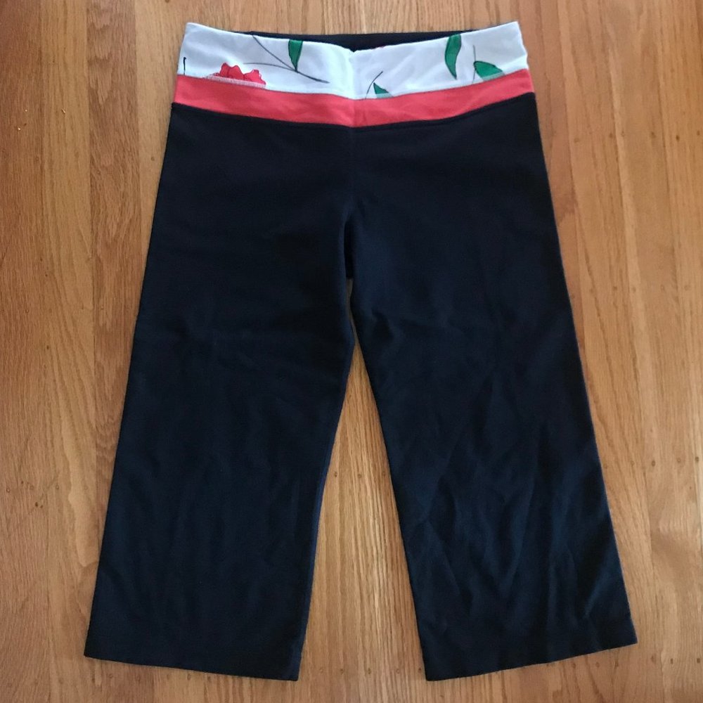 Lululemon Cropped Reversible Groove Pant